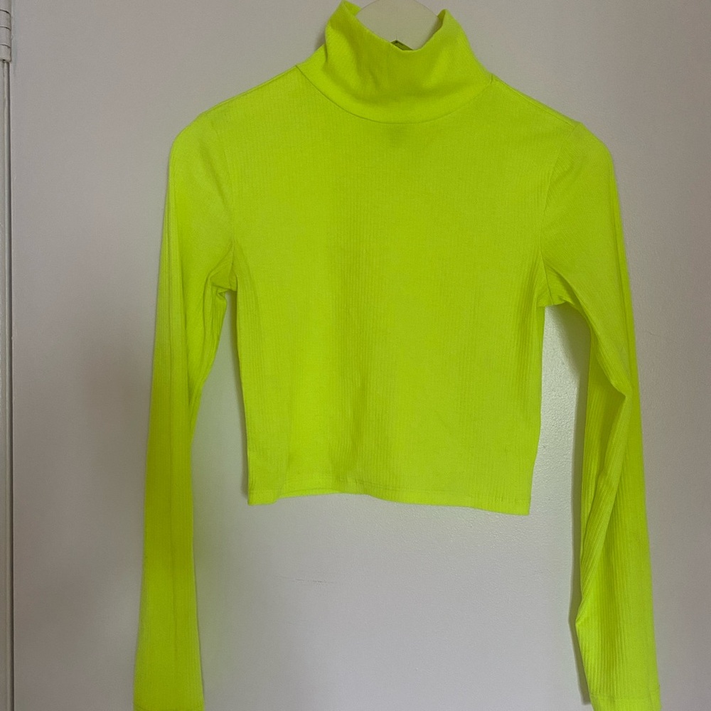 H&M Yellow Long Sleeve Fitted Crop Top